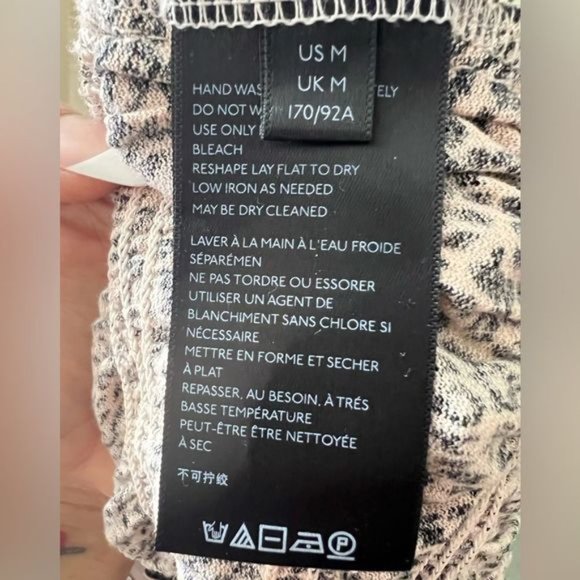 Urban Outfitters animal print top. Adjustable straps, stretchy. Great condition - Picture 9 of 10